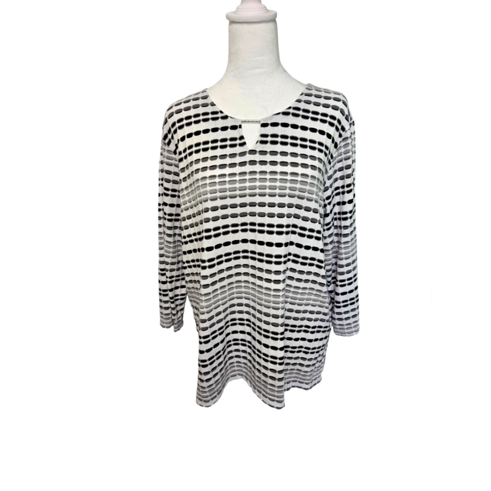 Alfred dunner quarter sleeve  size L